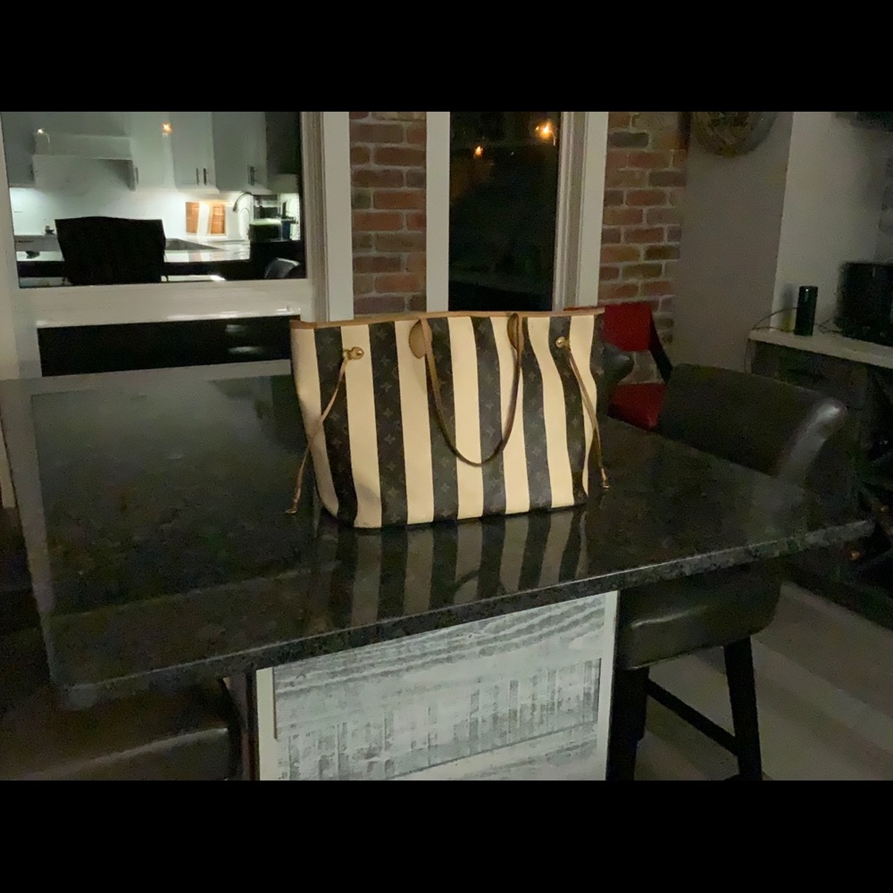 Louis Vuitton Neverfull Rayures GM